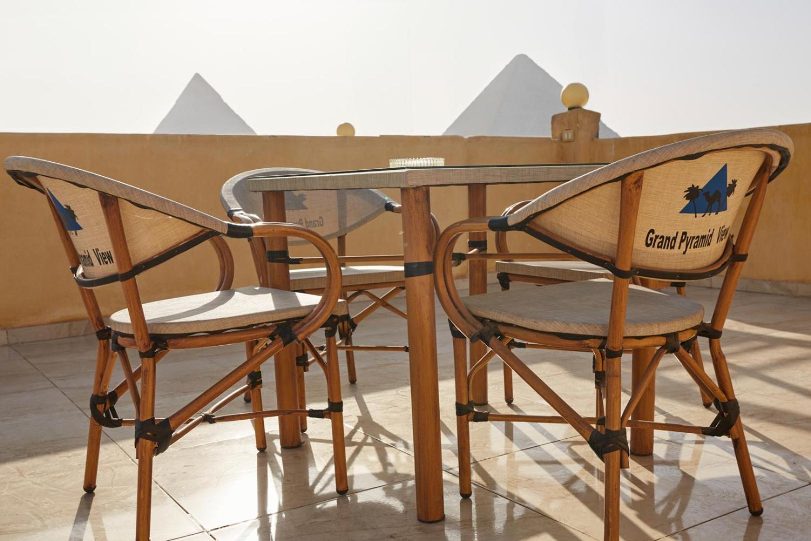 Grand Pyramid View Hotel Kafret el-Gabal Eksteriør billede