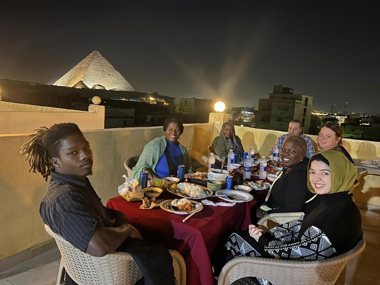 Grand Pyramid View Hotel Kafret el-Gabal Eksteriør billede